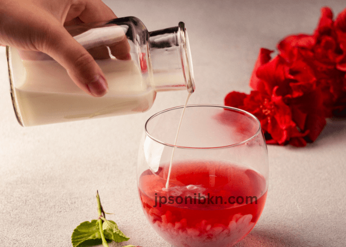 Rose Water And Its 4 Spiritual Benefits